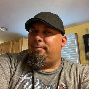 Meet your Posher, Tom